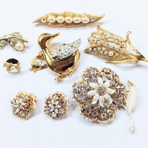 Vintage Jewelry Lot Resale Resell